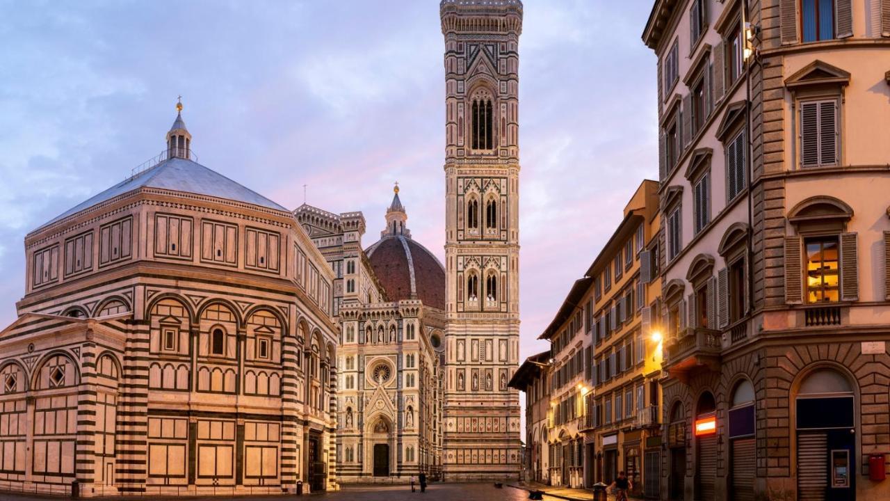 Historic Center Palace - Huge 4 Bedrooms Santa Croce Apartment - By LikehomeFlorens Exteriör bild
