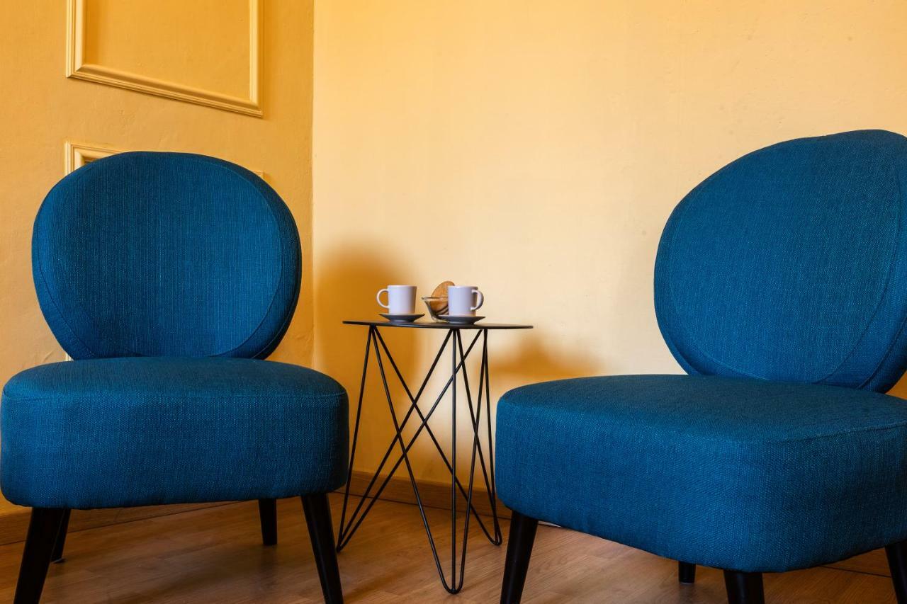 Historic Center Palace - Huge 4 Bedrooms Santa Croce Apartment - By LikehomeFlorens Exteriör bild